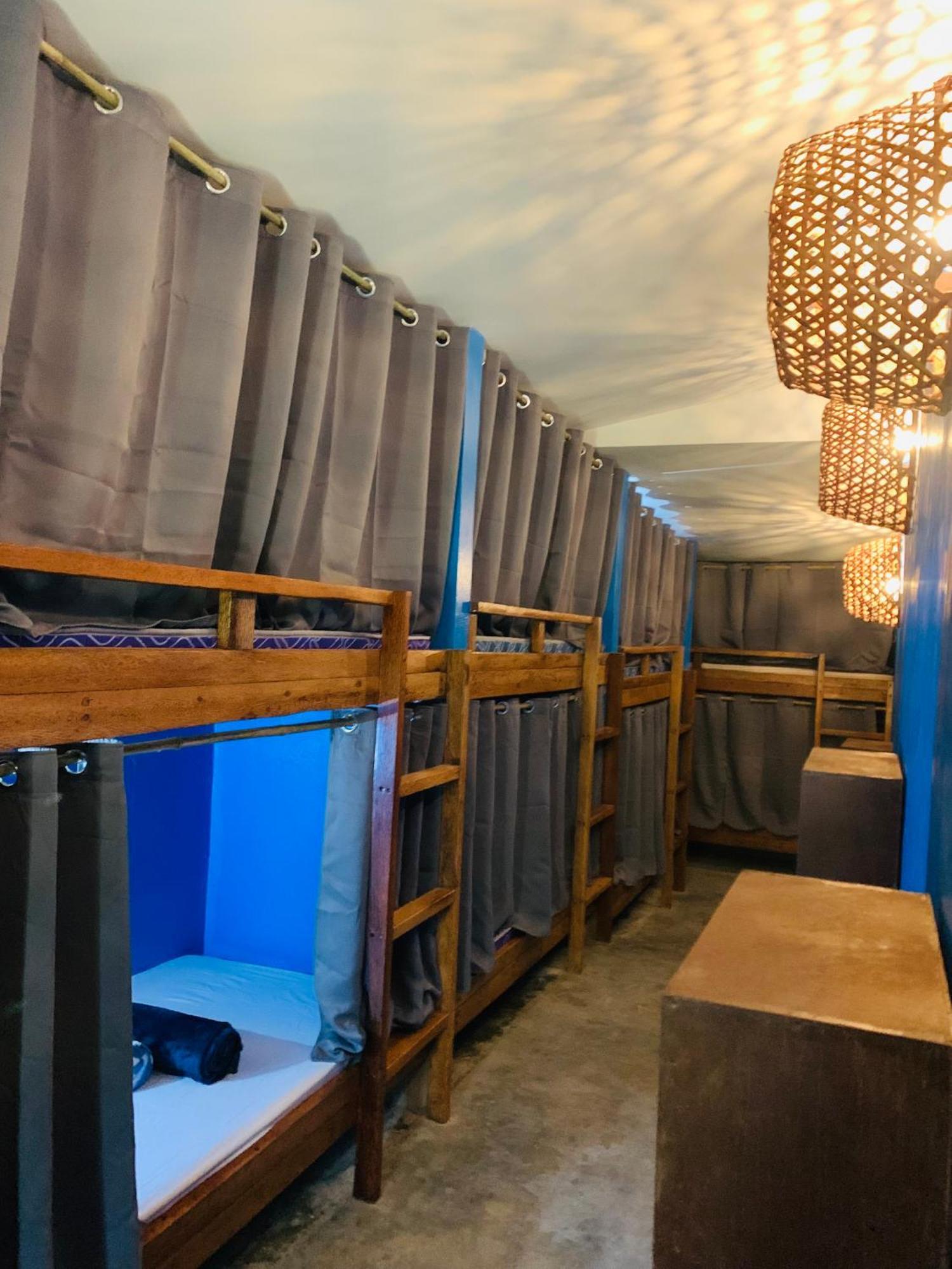Jaydy Hostel General Luna  Kültér fotó