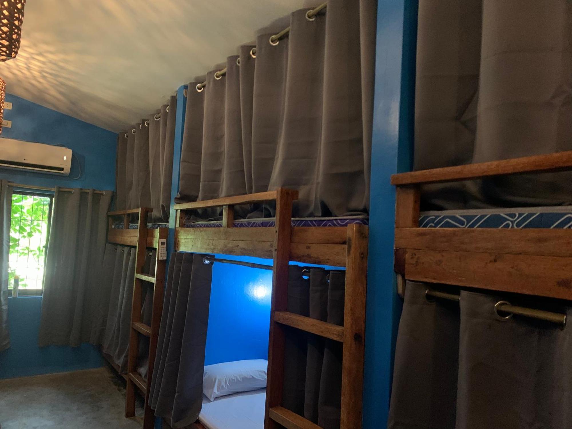 Jaydy Hostel General Luna  Kültér fotó